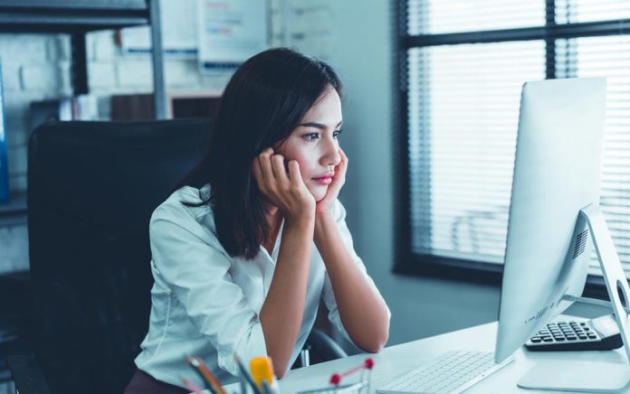 New-Study-Shows-Sitting-Isnt-as-Dangerous-As-What-You-Do-While-Youre-Sitting