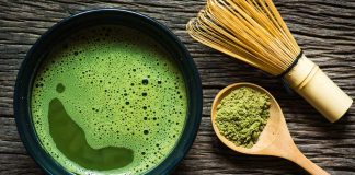 10 Reasons to Drink Green Tea
