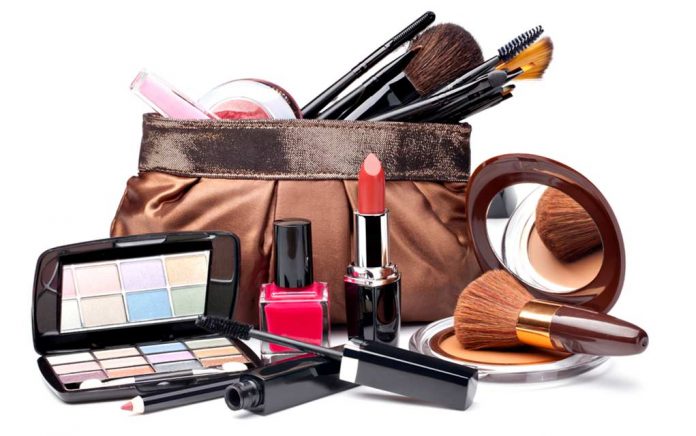 19-Products-To-Toss-From-Your-Makeup-Bag 19 Products To Toss From Your Makeup Bag