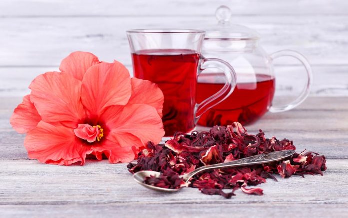 5 Health Benefits of Hibiscus Tea