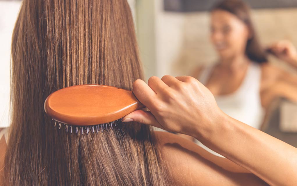 5 Ways to Naturally Thicken Your Hair