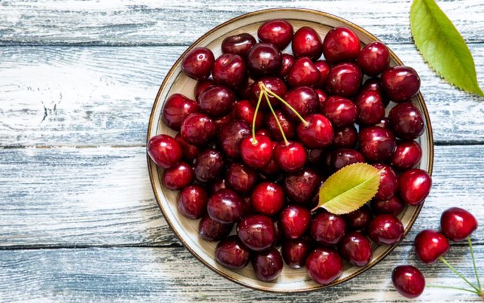 9 Reasons to Add Cherries to Your Diet