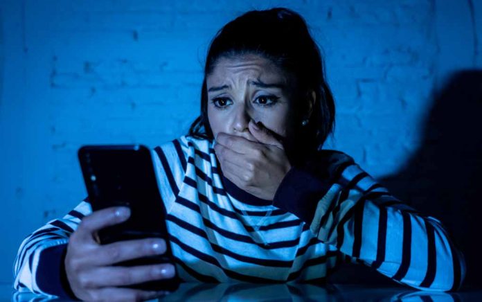 Be-Aware-of-This-Deadly-Social-Media-Challenge Be Aware of This Deadly Social Media Challenge