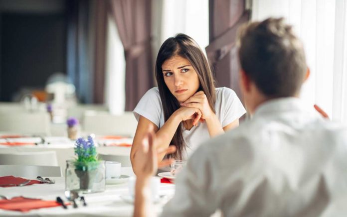 5-Signs-Youre-Being-Lied-to 5 Signs You're Being Lied To