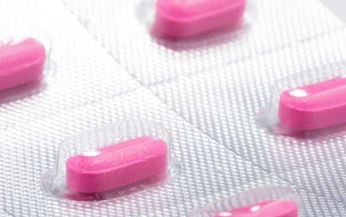 Benadryl-Risks-and-Side-Effects-Is-Your-Allergy-Medicine-Dangerous Benadryl Risks and Side Effects: Is Your Allergy Medicine Dangerous?