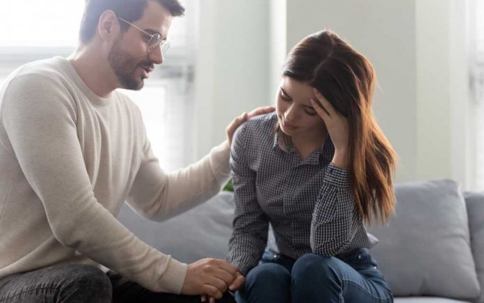 Are-You-An-Empath-7-Signs-You-Might-Be Are You An Empath? 7 Signs You Might Be