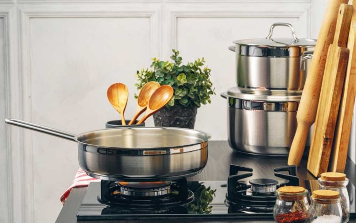 How Toxic Is Your Cookware (And 3 Safe Alternatives)