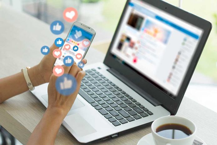shutterstock_1573945981 How Much Time Do You Spend on Social Media?