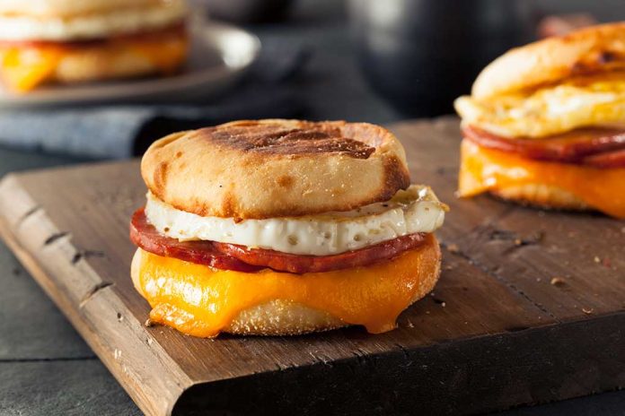 shutterstock_371783689 5 Healthy On-the-Go Breakfasts to Start Your Day Strong