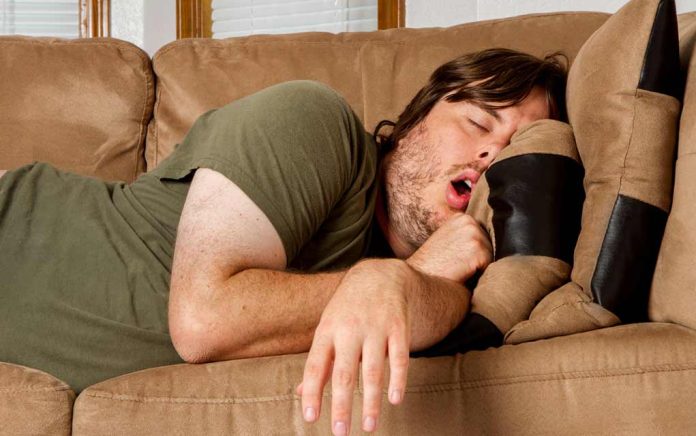 Napping-Is-A-Heart-Healthy-Habit-Youll-Love