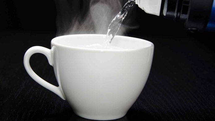 6-Reasons-You-Need-to-Drink-Warm-Water 6 Reasons You Need to Drink Warm Water
