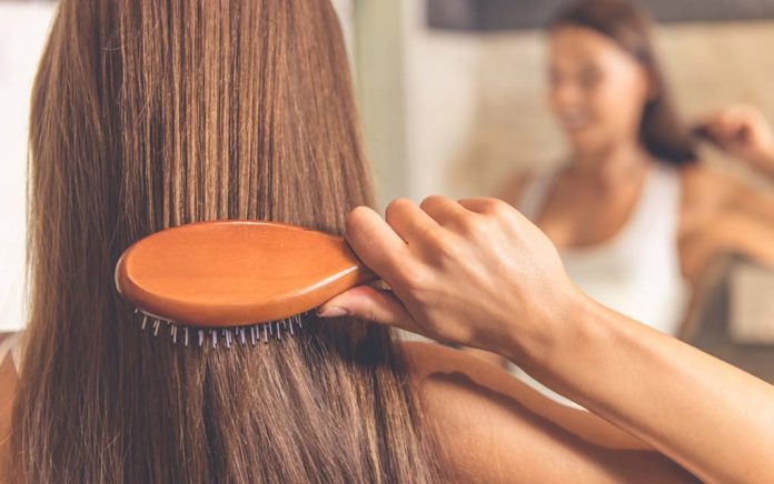 5-Ways-to-Naturally-Thicken-Your-Hair 5 Ways to Naturally Thicken Your Hair