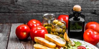 THIS Diet May Lower Your Risk of Alzheimer's